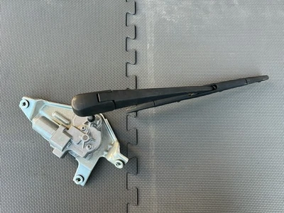 HONDA CR-V 2017 - 2022 TAILGATE LIFTGATE WINDOW GLASS REAR WIPER MOTOR OEM - Image 1 of 2