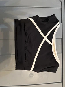 Tanztop schwarz-weiß hinten offen Jugend Large - Opra - zweimal getragen - Bild 1 von 2