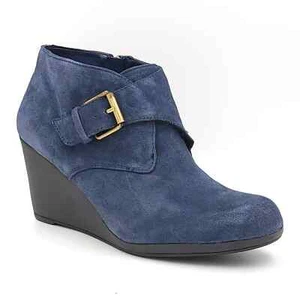 Isaac Mizrahi Live Women Wedge Heel Ankle Booties Volley Size US 8.5M Navy Suede - Picture 1 of 6