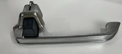 Chevy / GMC Square Body Left Side Door Handle - Image 1 of 4