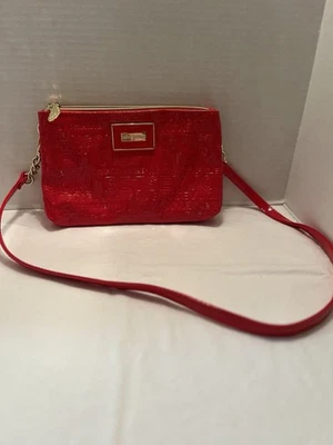 Cartera Bandolera Betsey Johnson Signature LUV Roja Patente Doble Cadena Foto 1 de 4