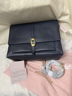 NUEVO CON ETIQUETAS 🌺 ¡¡RARO!! Bolso de Mano COCCINELLE Dorian Cuero Granulado Azul Medianoche $395 Foto 1 de 4