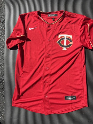New $65 Minnesota Twins x Nike Youth Large(14-16) Alternate Red MLB Jersey Cover