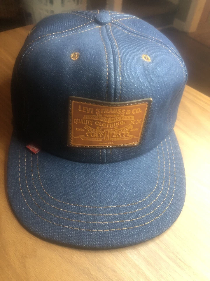 Etiqueta roja denim vintage de Levi’s. Correa de cuero #1450. Foto 1 de 4