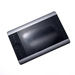 Wacom Pth-651/S Intuos Pro Mediano Creative Gráficas Tableta 22 x140mm Tableta - Imagen 1 de 2