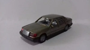 1/87 COCHE CAR MERCEDES 200E WIKING GRIS 1:87 HO - Bild 1 von 1