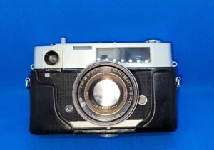 Konica Auto S 35mm Rangefinder Film Camera w/ 47mm f1.9 with Original Case - Picture 1 of 7