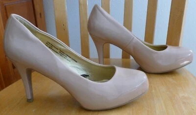 Target MOSSIMO Rosa tenue Plataforma BOMBAS TACONES ZAPATOS Imitación Patente Puntera Redonda; 9 Foto 1 de 4