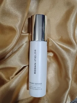 RFields Radiant Defense Perfecting Liquid SPF 30 Golden 4 New Exp2020 - Image 1 of 2