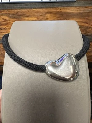 T002 Modernist Heart-Shaped Sterling Silver 925 17” Cord Necklace/Choker 76.4g Foto 1 de 4