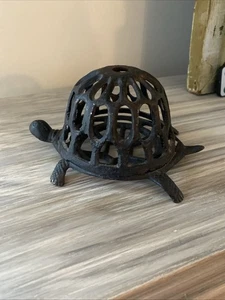 Vintage Schwarz Gusseisen Schildkröte Schnur Garn Halter Spender - Bild 1 von 3