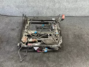 MERCEDES W205 C43 C64 C300 ASIENTO DELANTERO DERECHO RIEL VÍAS MOTORES OEM - Imagen 1 de 7