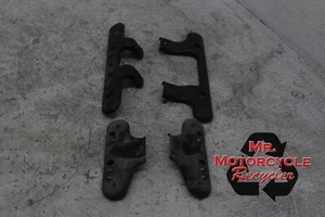 03-09  SUZUKI BURGMAN 650 AN650 OEM FLOOR BOARD FOOT REST BRACKET SET c23 - Picture 1 of 5