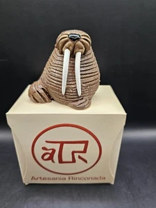 VINTAGE ARTISANIA RINCONADA WALRUS BRIGHT SHINY WHITE TUSKS WITH ORIGINAL BOX - Picture 1 of 7