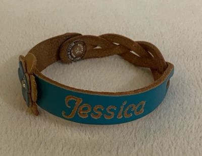 Pulsera de cuero con nombre de cuero marca Treaty verde azulado JESSICA cierre a presión nueva sin etiquetas 9" Foto 1 de 4