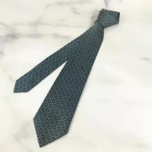 Corbata de cuello HERMES seda logotipo azul marino vendedor de Japón N1205 24 Hecha en Francia - Imagen 1 de 5