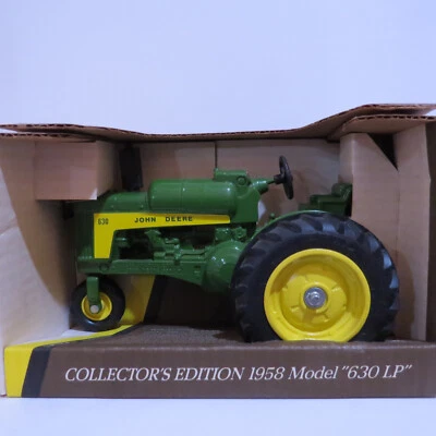 Ertl John Deere 1958 Model "630LP" Tractor made USA 1989 1/16 JD-5590-10DA-B7 - Image 1 of 4
