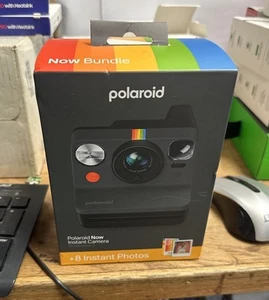 Polaroid Now Gen 3 Black Bundle With Color Film (8 Photos) - Picture 1 of 3