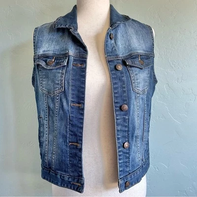 Forever 21 | Chaleco chaqueta vaquera azul para mujer talla mediana usado en excelente estado Foto 1 de 4