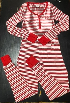 Pijama de mujer ROSA Victoria's Secret S a rayas en rojo y blanco Foto 1 de 4