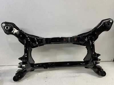 Volvo XC70 2008-2016 AWD travesaño trasero submarco base refuerzo OEM Foto 1 de 4