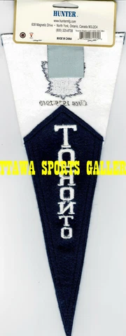 TORONTO MAPLE LEAFS HUNTER VERTICAL WOOL PENNANT NIP (M28) Cover