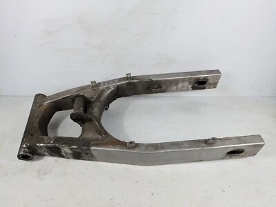 Brazo oscilante Suzuki Bandit 600 GSF GSF600 2000-2004 Foto 1 de 4