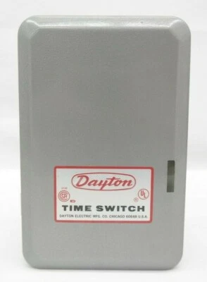 Control de rociador de 3 circuitos Dayton modelo 2E220 T5 Foto 1 de 4