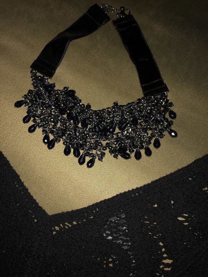 colar declaração mercado negro casa branca - Imagem 1 de 2