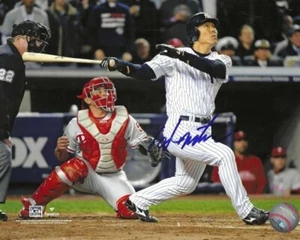 Signed  8x10 HIDEKI MATSUI New York Yankees Autographed Photo -  COA - Picture 1 of 1
