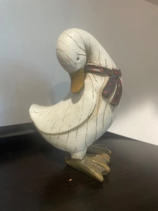 Rustic Farmhouse Duck Resin Garden/Easter Decor - Picture 1 of 5