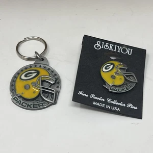 Vintage NFL Green Bay Packers Helmet Keychain 1991 & Pin Siskiyou Buckle USA set - Picture 1 of 5