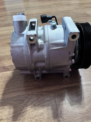 Air Conditioning Compressor Infiniti I30, Nissan Maxima 3.0L 1997-2001 - Image 1 of 4