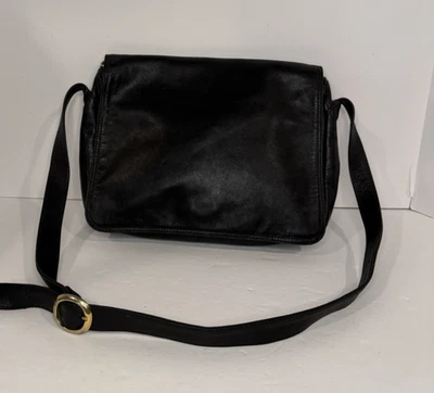 Vintage Classic Vera Pelle Black Leather Crossbody Bag Made in Italy - Image 1 of 4