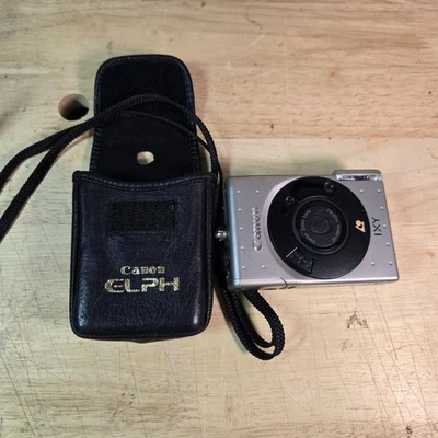 Canon IXY Compact Camera READ - Image 1 of 4