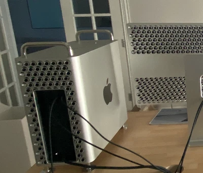 Mac Pro 2023 M2 Ultra 24-Core CPU 60-Core GPU 64GB 1TB SSD - Excellent - Image 1 of 2