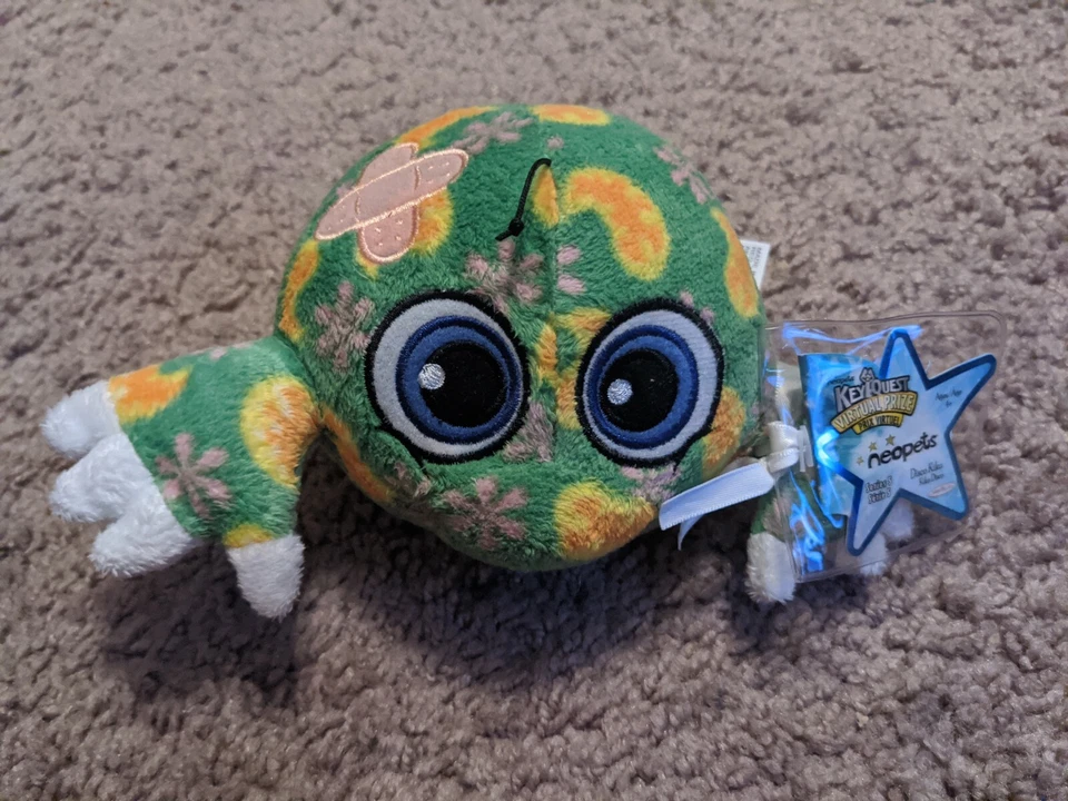 Rare Neopets Orange Aisha plush plushie Series 4 Saimese Alien Cat w Code