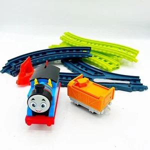 Thomas The Tank and Tracks Pieces Lot of 9 - Imagen 1 de 8