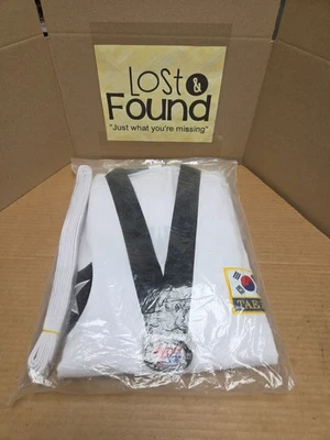 V-Neck Taekwondo Uniform Top Bottom With Belt Size XL *NEW *SEE PICS - Image 1 of 4