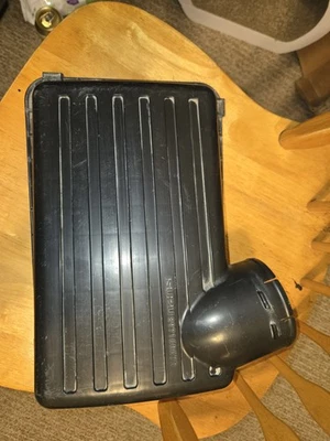 Isuzu 1999 3,2 V6 purificador de aire/caja superior (porción superior) fabricante de equipos originales Foto 1 de 4