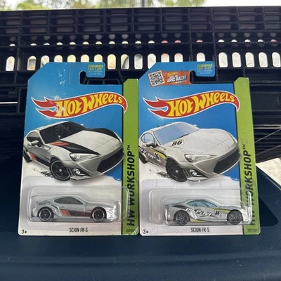 Hot Wheels Scion FR-S Lote de 2 tarjetas malas  Foto 1 de 4