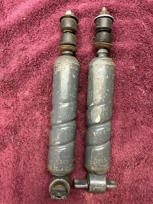 Chevrolet Chevelle y Pontiac GTO 1971 GM amortiguadores en espiral delanteros 3192283 con fecha 025-72 Foto 1 de 4