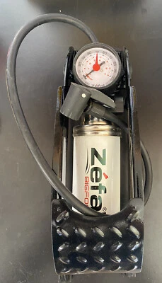 Bomba de pie compacta Zefal BIGFOOT para bicicleta usada EXCELENTE ESTADO Foto 1 de 4