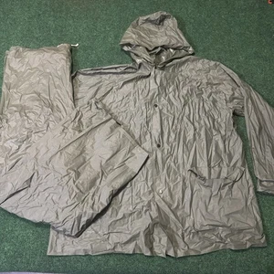 Vintage World Famous Rain Suit Jacket Pants Green Hooded Medium Taiwan - Picture 1 of 18