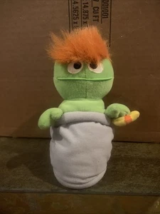 TYCO Sesame Street Beans Oscar The Grouch Slimey 1997 6" peluche relleno con etiquetas - Imagen 1 de 1