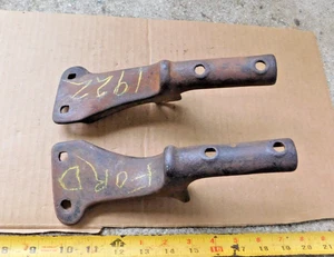 PAIR (R&L) WIDSHIELD BRACKETS FOR 1919-22 FORD MODEL T TOURING CAR & ROADSTER - Bild 1 von 2