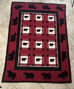 Vintage Woolrich Black Bear Quilt Twin Size 88"x 65" Red Plaid Cabin Rustic - Picture 1 of 9