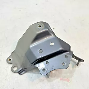 Front Left Side Fender Mount Support Bracket 1H9 Lexus NX300 2018-2021 OEM - Picture 1 of 13