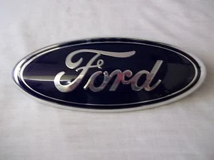 2007 2008 2009 2010 FORD EXPLORER SPORT TRAC ADRENALIN FORD OVAL TAILGATE EMBLEM - Picture 1 of 2