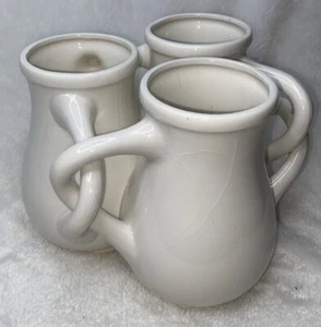 Schöne (schwer zu finden) weiße Fuddling Cup Vase - Top Zustand Mitte 1900 - Bild 1 von 5